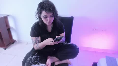 keitch_cute online show from May 15, 2:42 pm