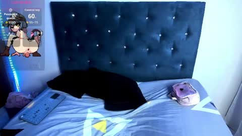 keitch_cute online show from May 11, 7:22 pm