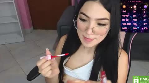 Snapshot of keity_luna chatting on March 8, 3:22 pm keity_luna online show from March 8, 3:22 pm