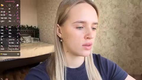 Sylvia online show from December 15, 8:08 am