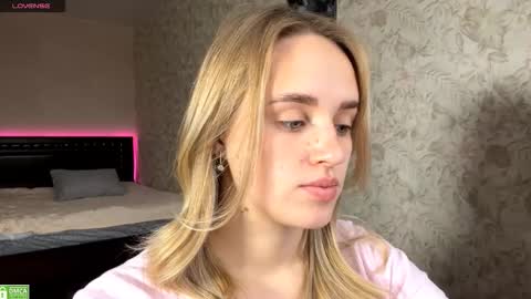 Sylvia online show from November 10, 8:09 am