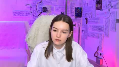 KellieBanshe online show from May 18, 7:03 am