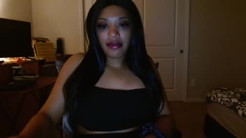 Kellie online show from December 22, 5:23 am