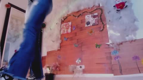 kelly__thomson online show from December 12, 9:15 pm