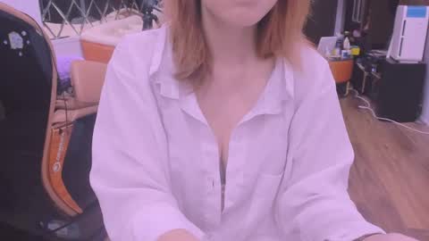 Kelly online show from May 16, 2:27 pm
