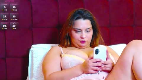 Kelly online show from October 27, 7:30 pm