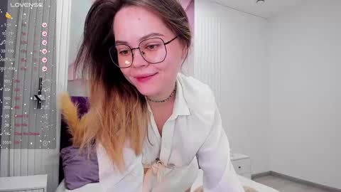 Kelly online show from January 24, 1:46 am