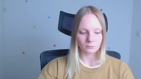 Kelly online show from October 4, 5:50 pm