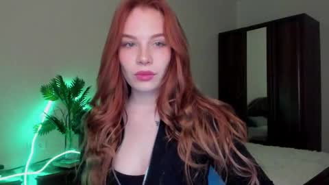 Kelly online show from February 2, 4:33 am