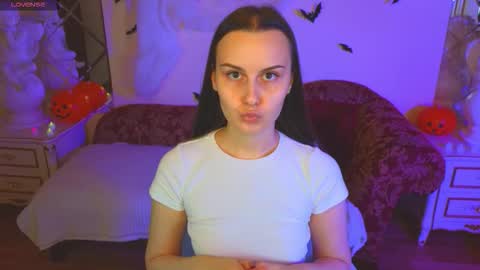 Im Kelly online show from October 17, 12:30 pm