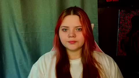 Kellyfiery online show from July 12, 7:42 am