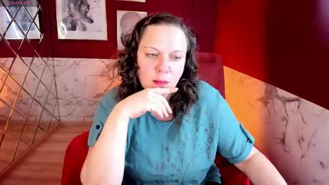 Kelly online show from May 10, 8:22 pm