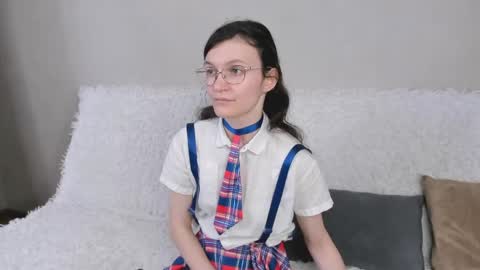 Kelsirabenold online show from May 21, 9:18 am