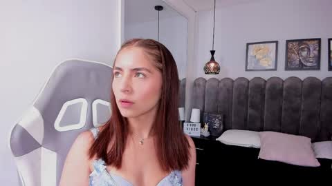 Kely online show from May 18, 12:00 pm