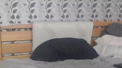 kelywild20 online show from May 17, 10:36 am
