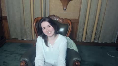 Lina online show from May 16, 9:03 pm