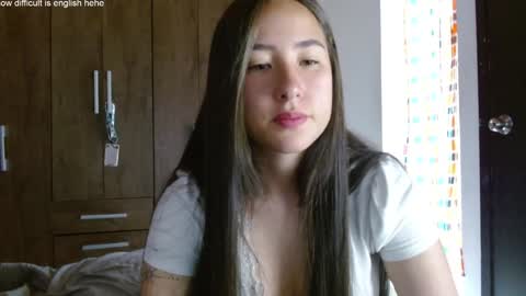 Snapshot of kendal_di chatting on January 12, 7:10 pm kendal_di online show from January 12, 7:10 pm
