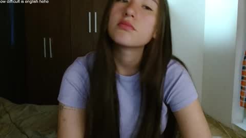 Snapshot of kendal_di chatting on February 13, 6:27 pm kendal_di online show from February 13, 6:27 pm