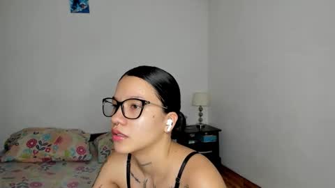 Kendal online show from September 23, 2:15 pm