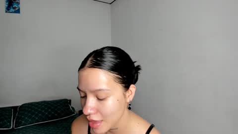 Kendal online show from December 15, 2:44 pm