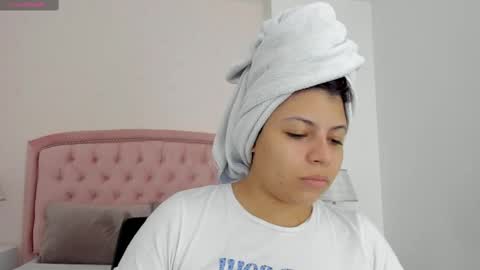 Kendall online show from October 18, 6:16 am