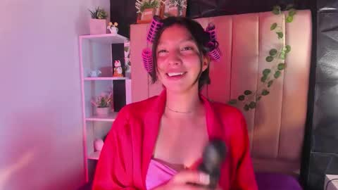 kendall_saenz online show from November 25, 7:58 pm