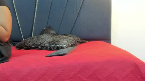 kendall_x0 online show from April 8, 2:35 am