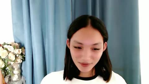 KENDAL online show from November 17, 6:30 pm