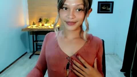 kendra_lunaxx online show from May 25, 2:27 pm