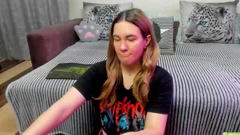 Kendra online show from March 14, 11:50 pm