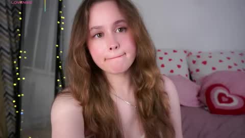 Kira online show from May 17, 11:04 pm