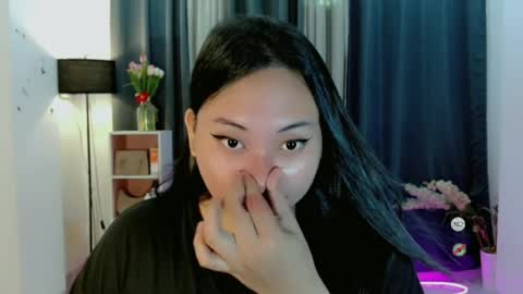 kennaxx69 online show from May 15, 10:45 pm