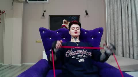 kennyvibe online show from April 8, 3:47 pm