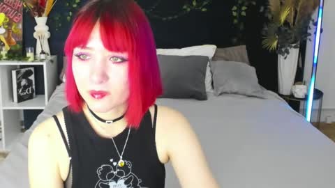 kettiejones online show from November 14, 4:07 pm