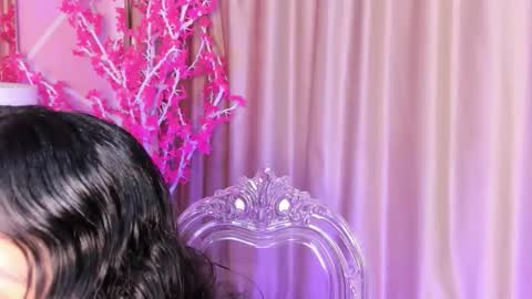 Keyla noa online show from May 25, 11:20 am