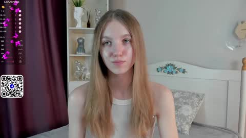 Snapshot of keylalong chatting on January 23, 12:09 pm Hi Im Mary Glad to see you in my room PVT is open online show from January 23, 12:09 pm