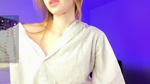 Snapshot of keylalong chatting on January 3, 11:12 pm Hi Im Mary Glad to see you in my room PVT is open online show from January 3, 11:12 pm