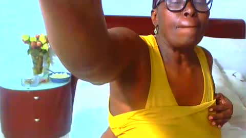 keysenbarxx19 online show from March 28, 9:57 pm