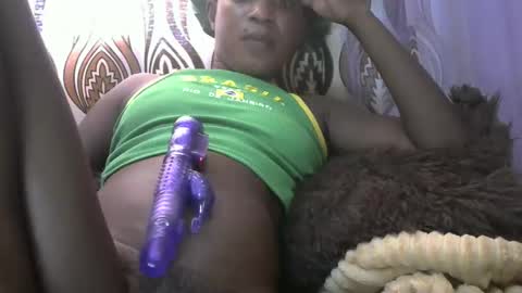 kezzia2 online show from January 8, 9:35 am