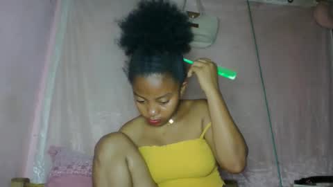 khaissa online show from February 7, 1:20 am