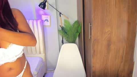khate_smith online show from May 10, 4:53 pm