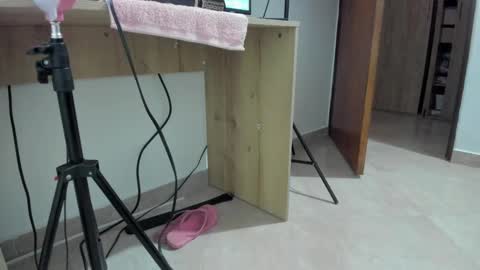 Kathe Hot online show from December 5, 1:25 am