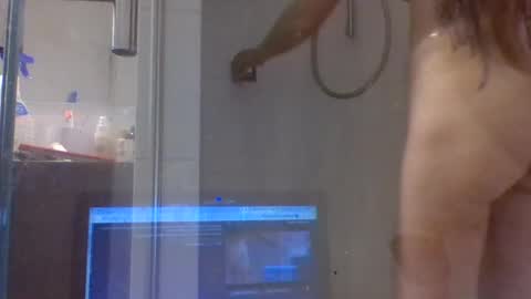 khloestahr101 online show from April 10, 11:38 am