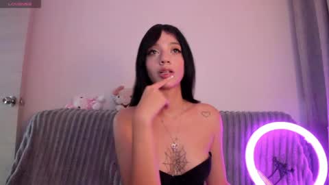 Ellie online show from April 5, 3:16 am