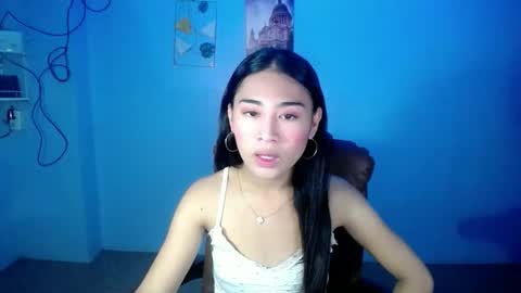 Kiana online show from December 2, 4:47 am