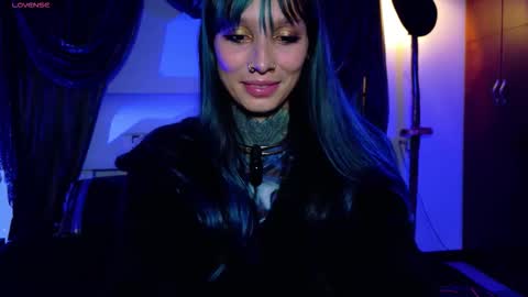 Kianna online show from January 12, 1:11 am