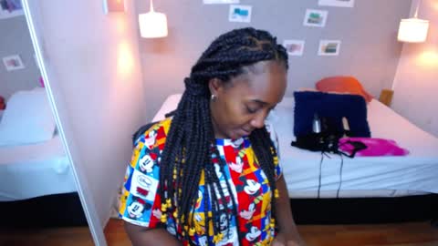 Kiara online show from December 11, 2:54 pm