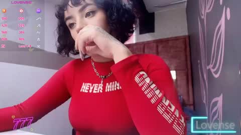 KIARA FOX online show from May 26, 9:36 pm