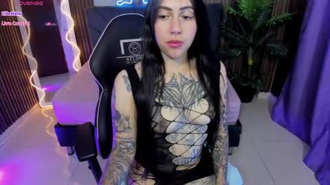 KIARA  online show from May 15, 4:38 am