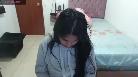 Kiara online show from December 9, 2:06 pm